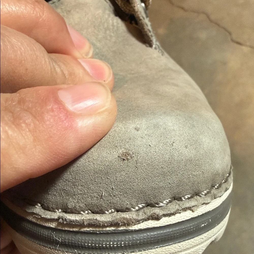 Timberland Men's Light Gray Leather Boots - Picture 8 of 8